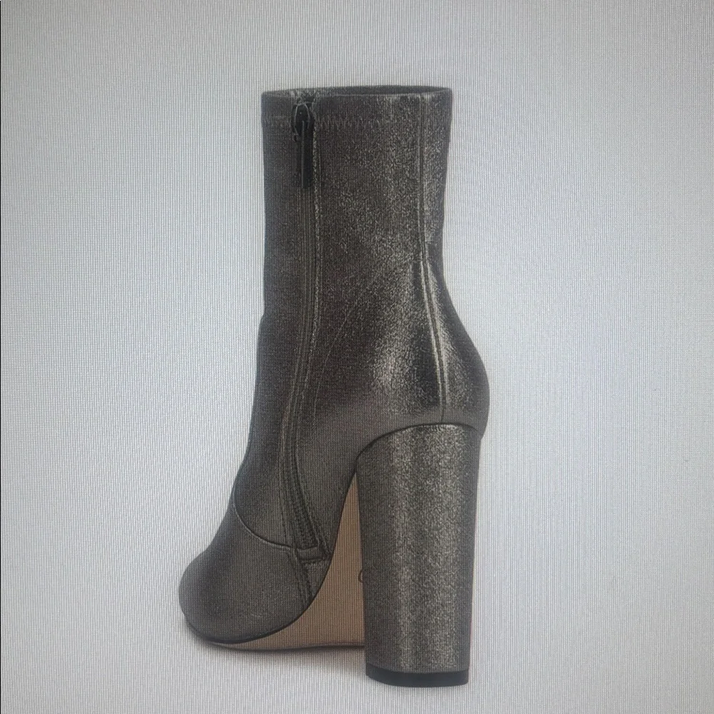 NWOB Women’s Jessica Simpson Narelle Bootie.  Sizes  9.5 and 7, Color Pewter - Picture 3 of 4